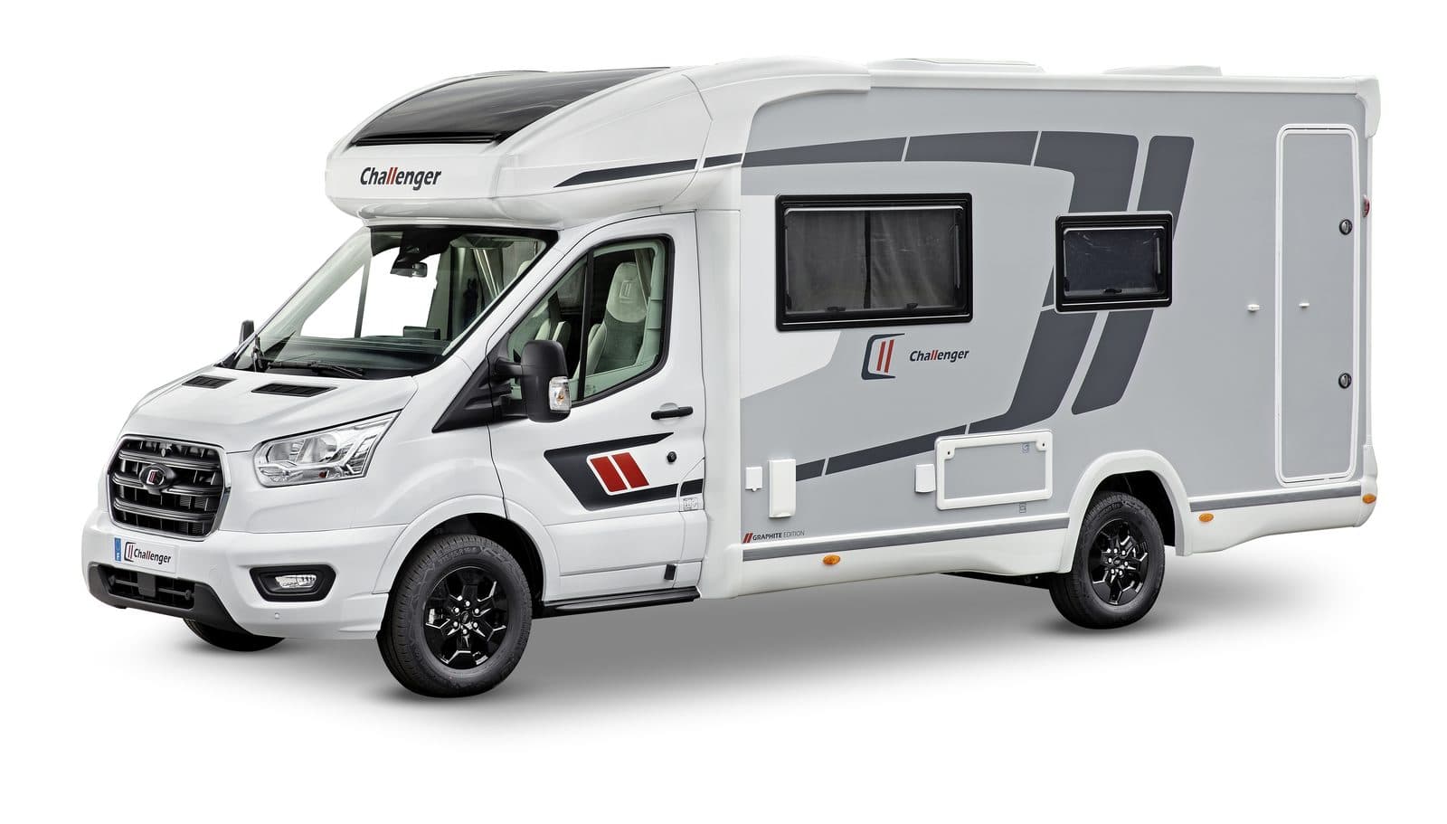 Challenger 260 Graphite Edition vu de profil trois-quarts arrière, base Ford Transit, montrant la longueur de cellule sous 7 mètres et les baies latérales